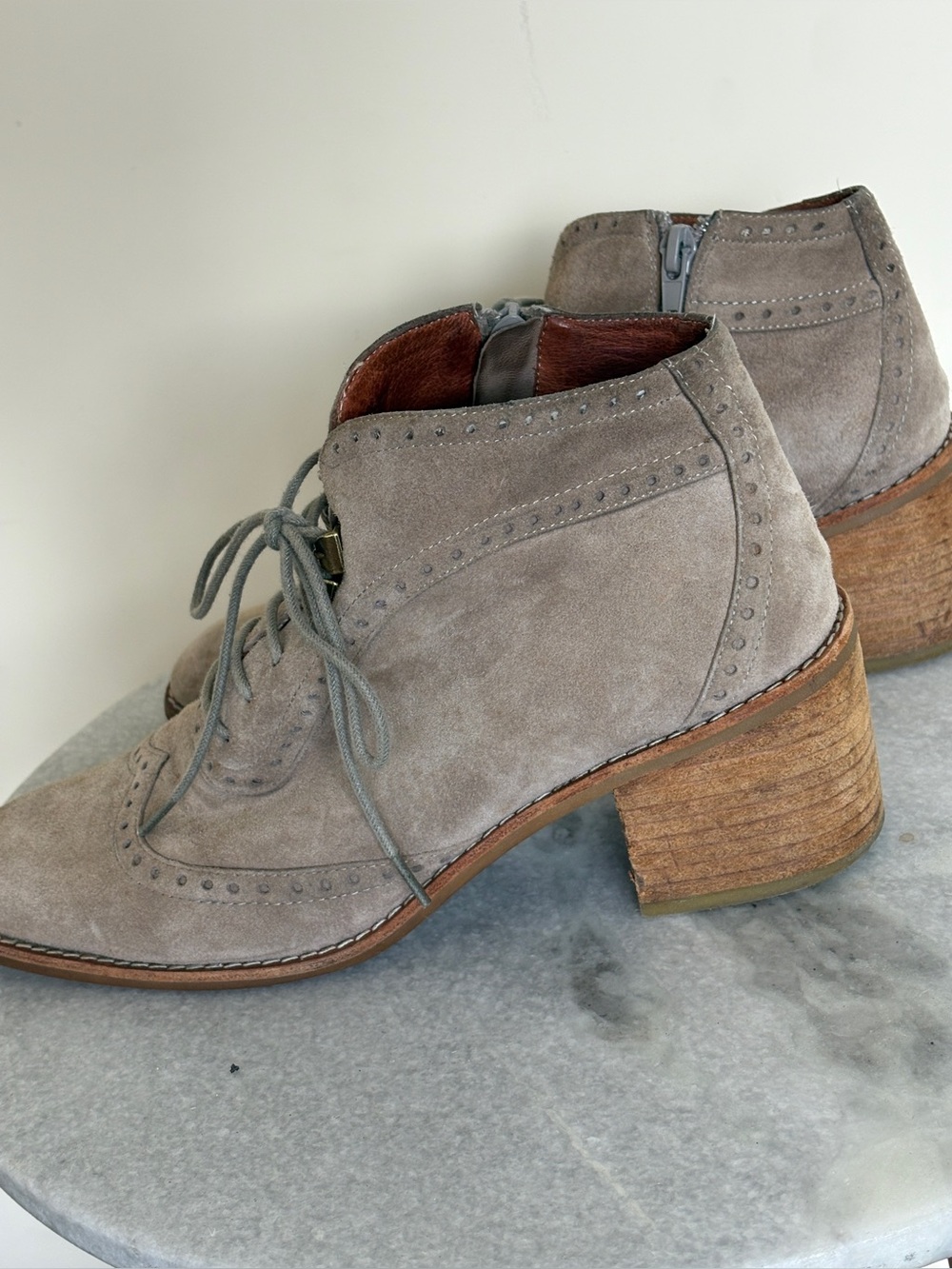 vintage Jeffrey Campbell "Scenes" wingtip Oxford brogue ankle boots Sz